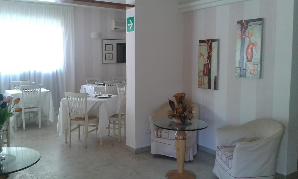 Hotel Ristorante La Terrazza Lido di Camaiore Eksteriør billede