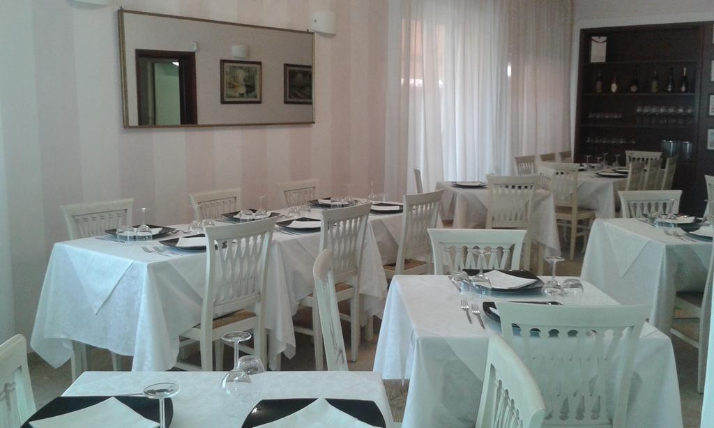 Hotel Ristorante La Terrazza Lido di Camaiore Eksteriør billede