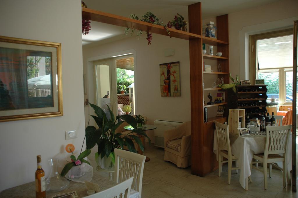 Hotel Ristorante La Terrazza Lido di Camaiore Eksteriør billede